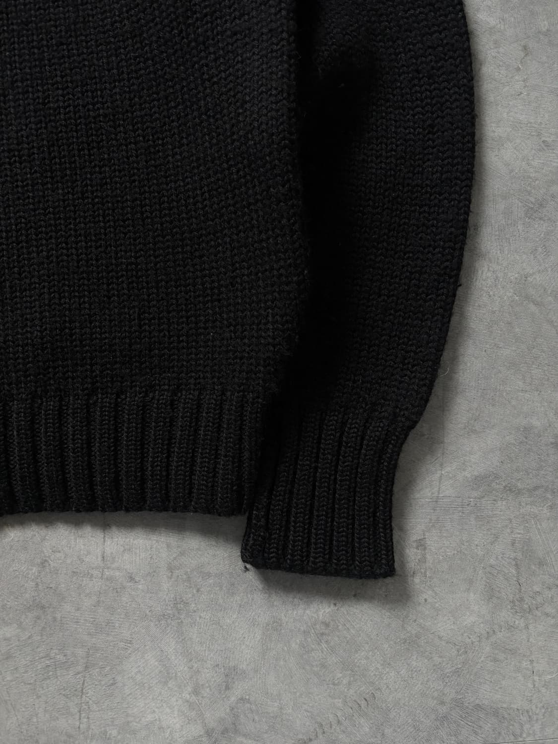 Polo 폴로 랄프로렌 블랙 컬러 헤비 울 라운드 니트 상품이미지6