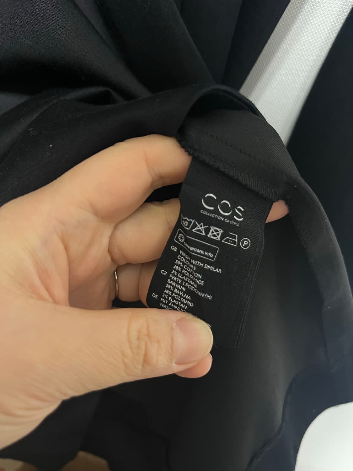 코스 COS 블랙 플레어 미니 원피스 EUR40 상품이미지3