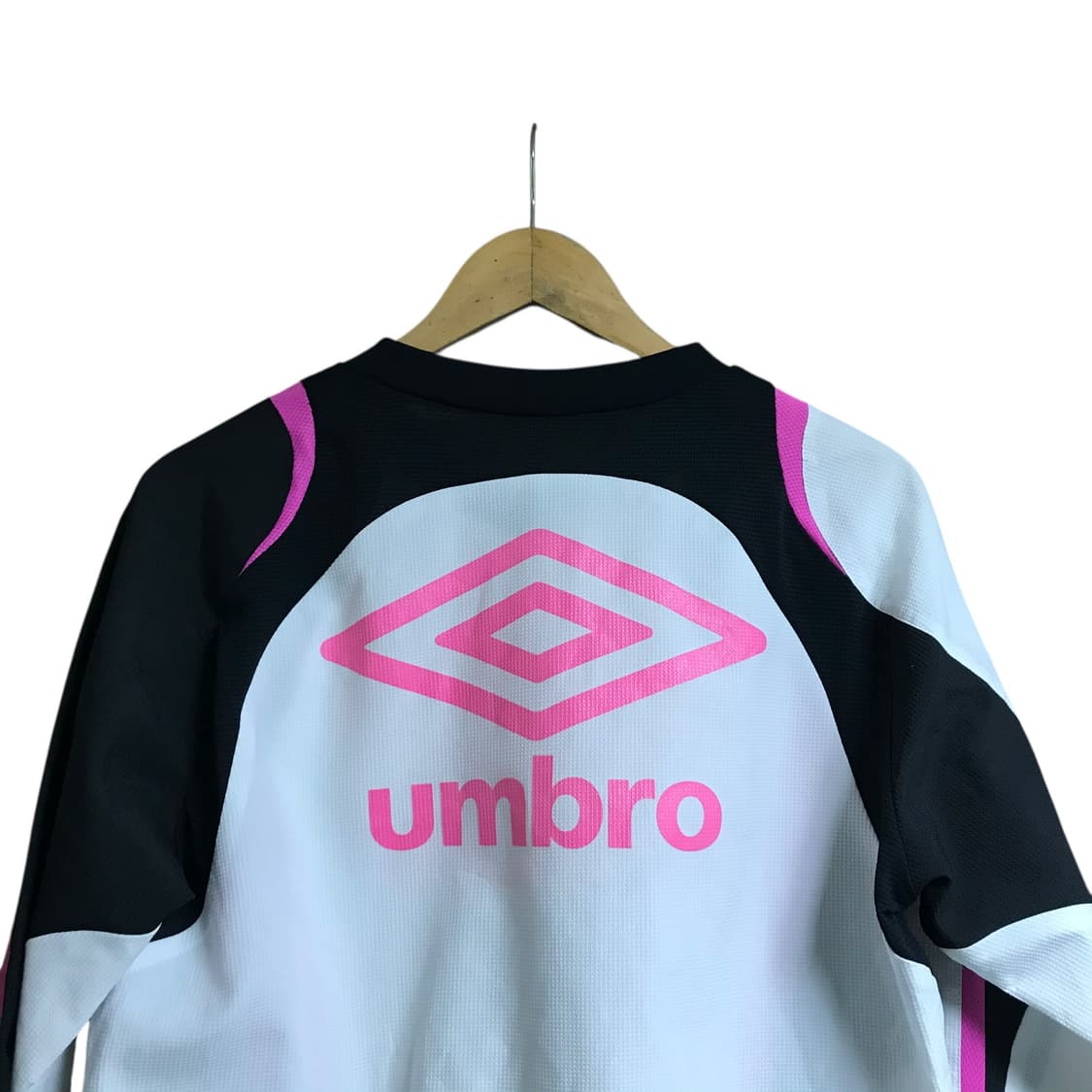 엄브로 데상트 00s 일제 웜업자켓 상품이미지3