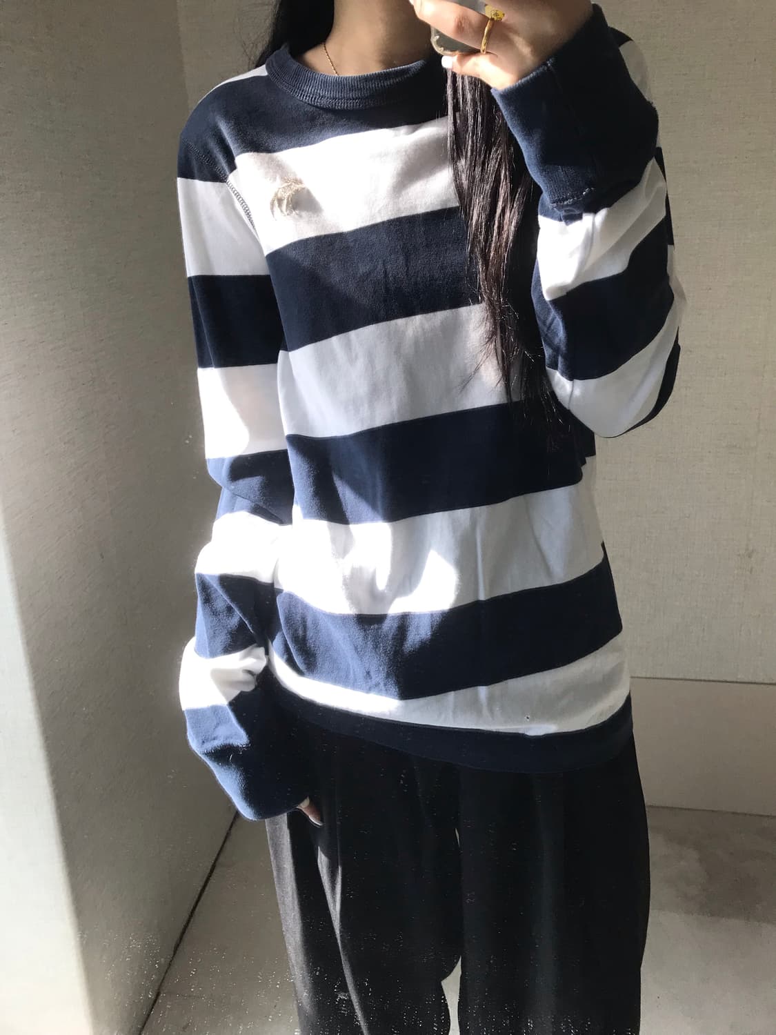 아베크롬비 네이비 스트라이프 롱슬리브 상품이미지1