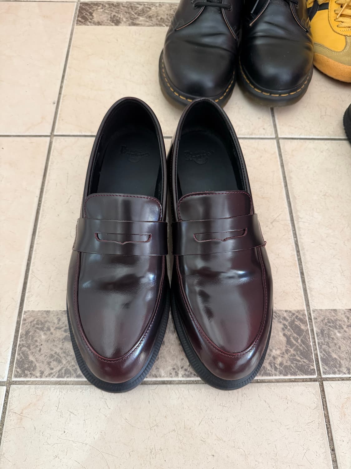 닥터마틴 테마라 체리레드 아르카디아 판매 상품이미지1