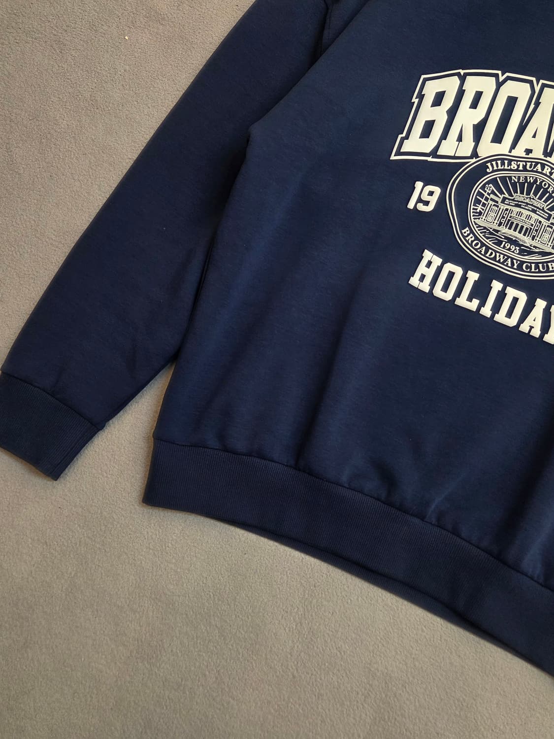 (100) 질스튜어트 맨투맨티셔츠 남

 상품이미지3