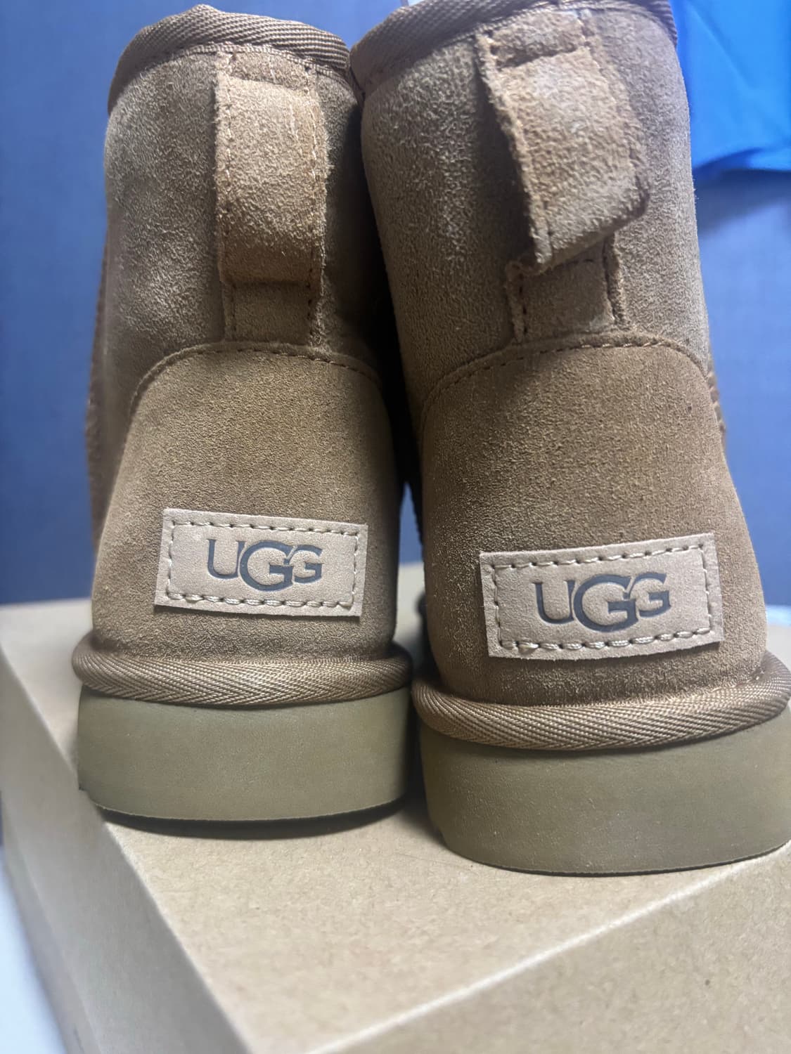 ugg 어그 클래식 부츠 팝니다(미착용) 상품이미지2