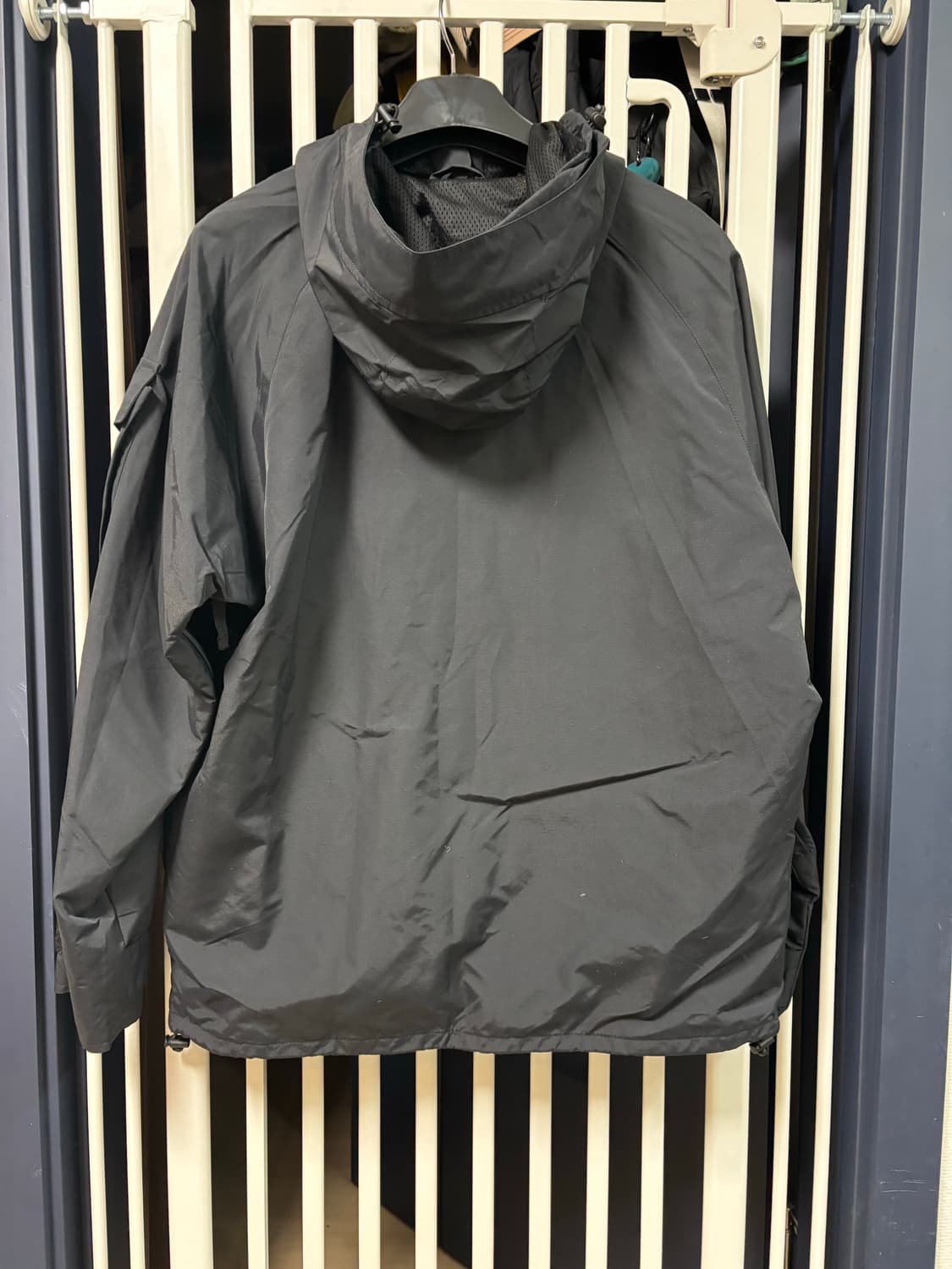 칼하트 바람막이 블랙 상품이미지4