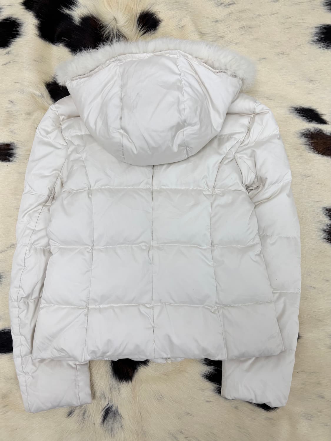 [anysis]Y2K White Fur Padding 상품이미지7