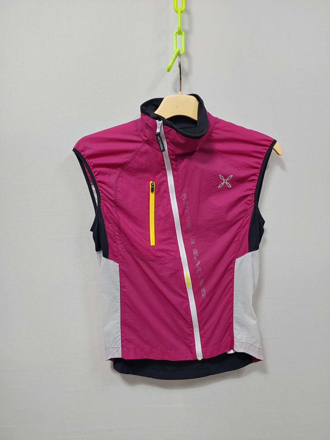 몬츄라  바람막이 조끼 여성 xxs 85~90 상품이미지1