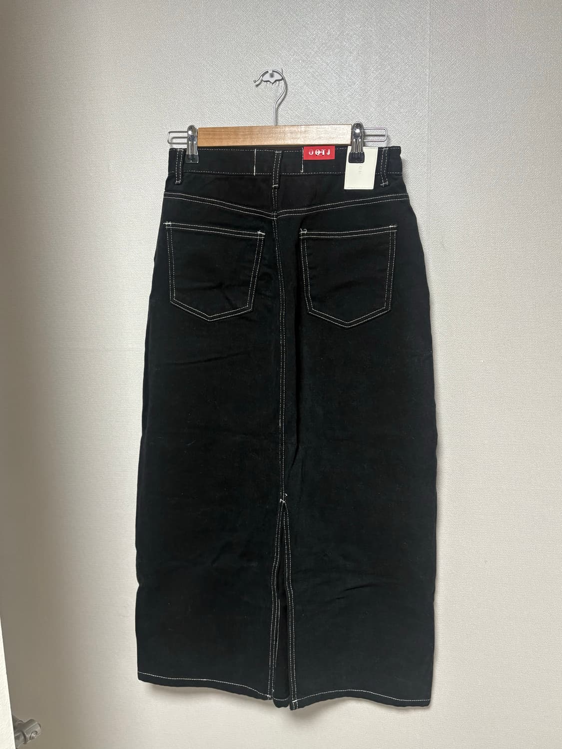 미사용)도매텍 OOTJ 스티치 롱스커트 블랙스커트 기모스커트 상품이미지3