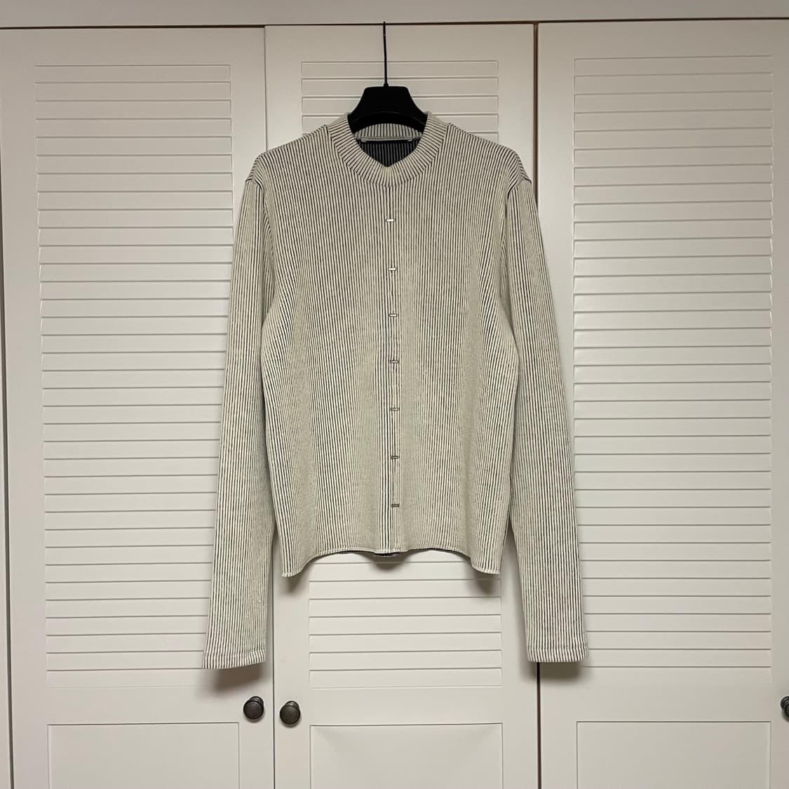 카르넷아카이브 메탈바 모크넥 니트 상품이미지2