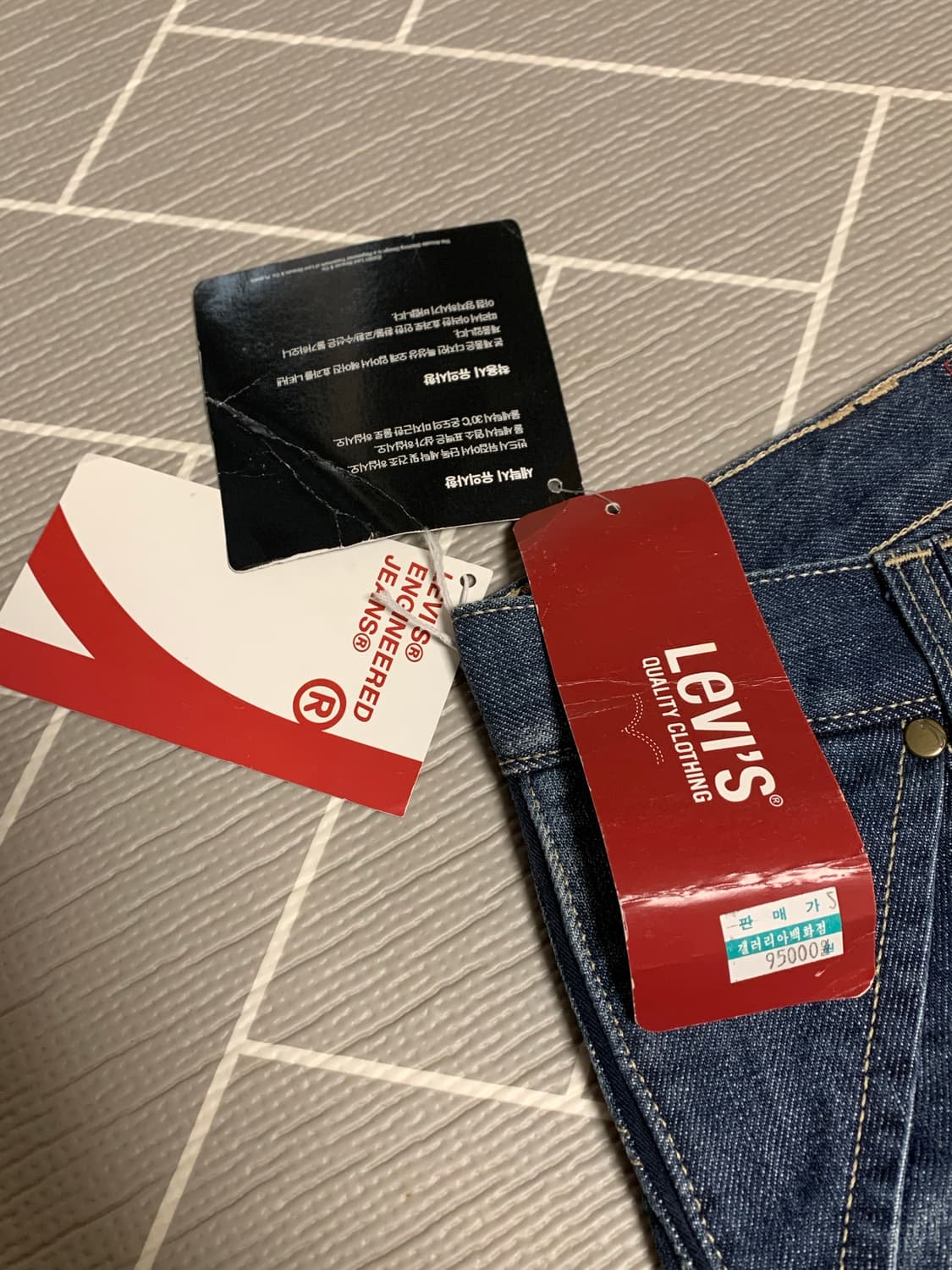 리바이스 로우라이즈 부추컷 워싱 데님 상품이미지7