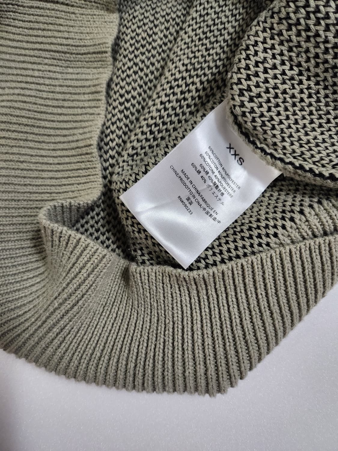 에센셜 후드니트 상품이미지4