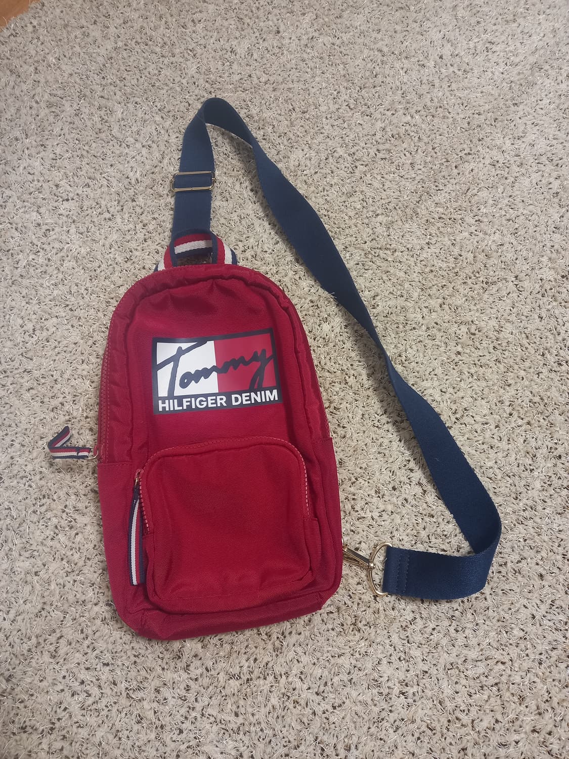 타미힐피거 슬링백팩 상품이미지1
