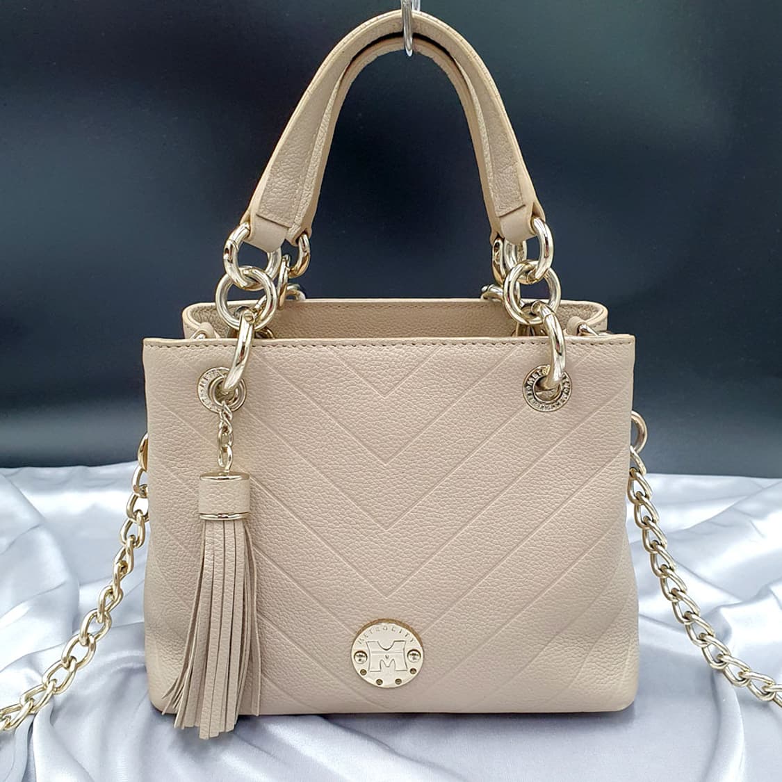 메트로시티 아담한 사각 크로스백 중고 가방 은피아노 상품이미지8