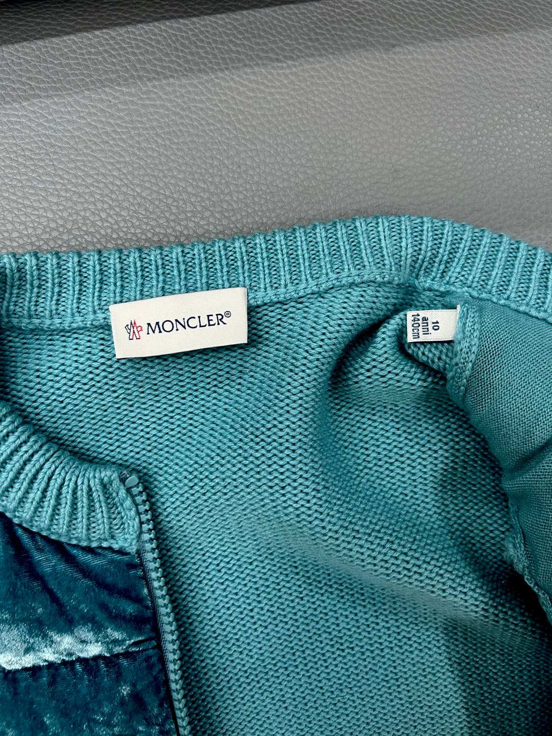 Moncler 키즈 MAGLIA 니트 구스밸뱃집업(10세) 상품이미지8