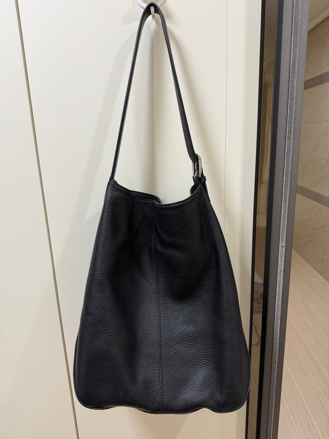 토니웩 풀그레인 레더 토트백 상품이미지1