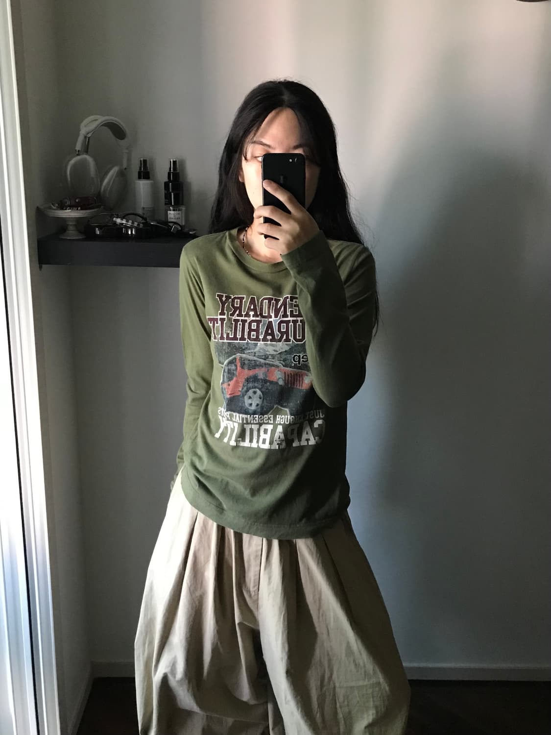 지프 중앙 프린팅 카키 긴팔티 상품이미지1