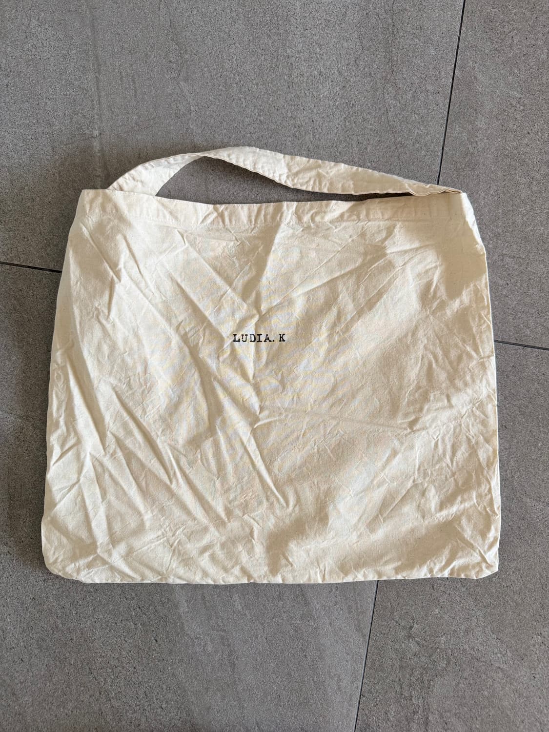 루디아.k 토트백 (3컬러)  상품이미지8