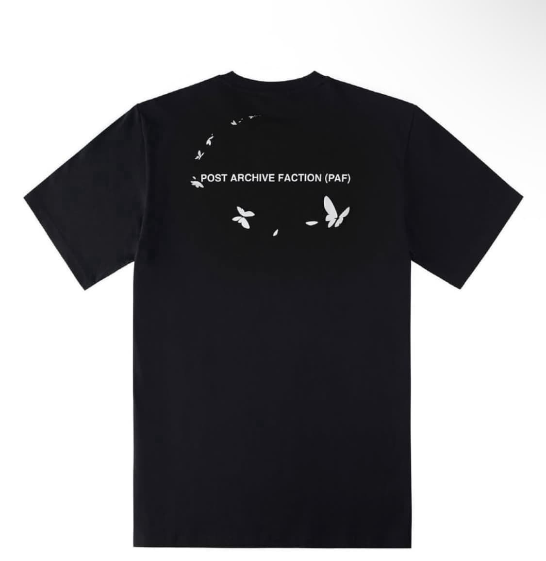 포스트아카이브팩션 2025spring paris 나비 수베니어 티 M 상품이미지1