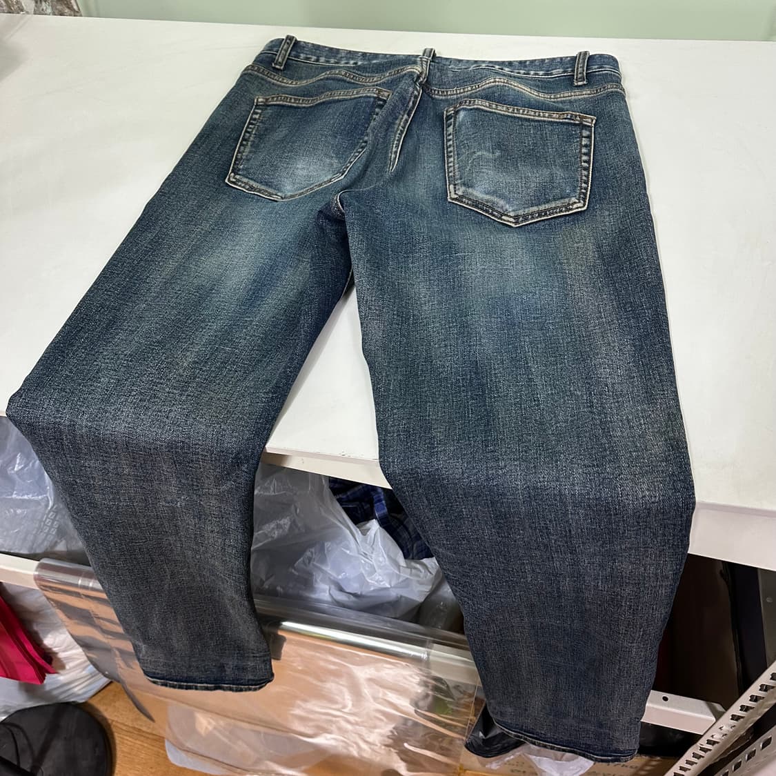 30 M 무신사스탠다드 무탠다드 슬림레귤러핏 중청워시드 데님팬츠 상품이미지5