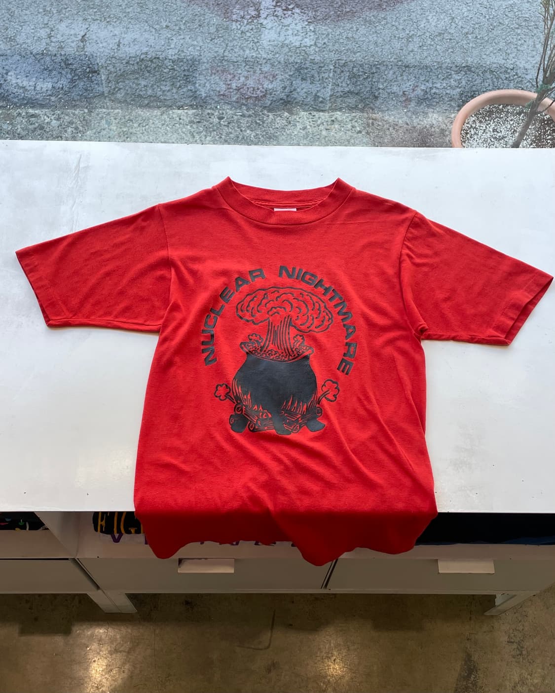 80s USA ‘Nuclear nightmare’☢️ T-shirt  상품이미지1