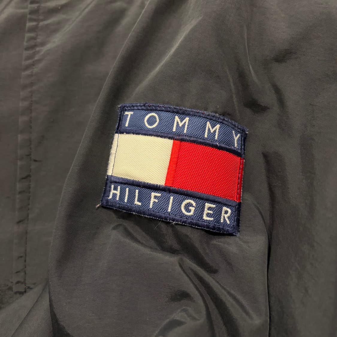 [L] 타미힐피거 올드스쿨 블랙 바람막이 자켓 D211 상품이미지7