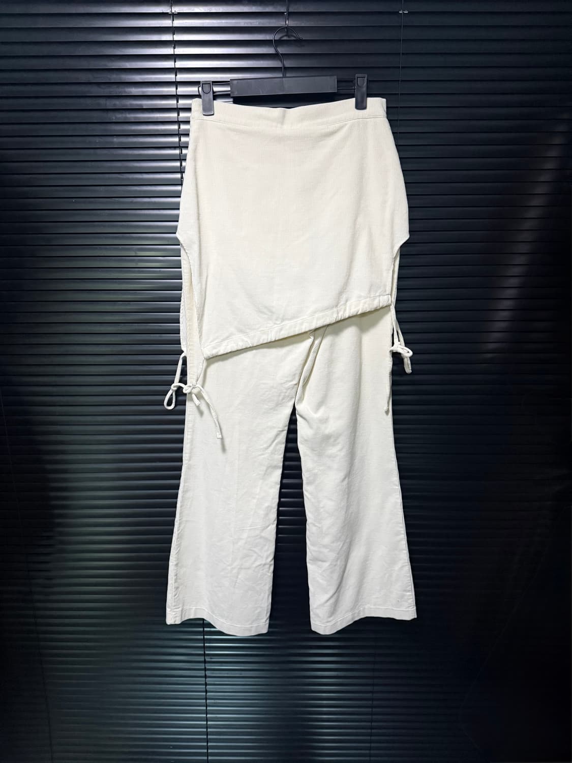 노이아고 골덴 코듀로이 아이보리 치마 스커트 레이어드 스웻 부츠컷 26 상품이미지5