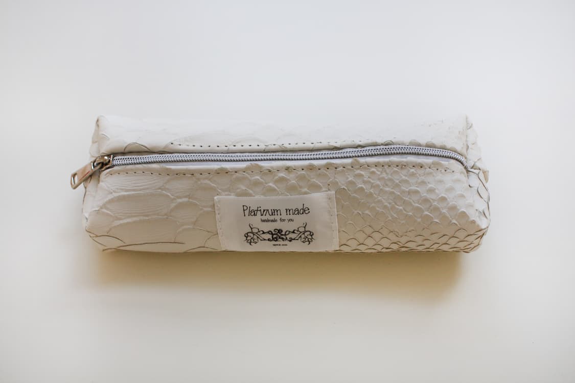 Ivory Scale Pencil Case 상품이미지1