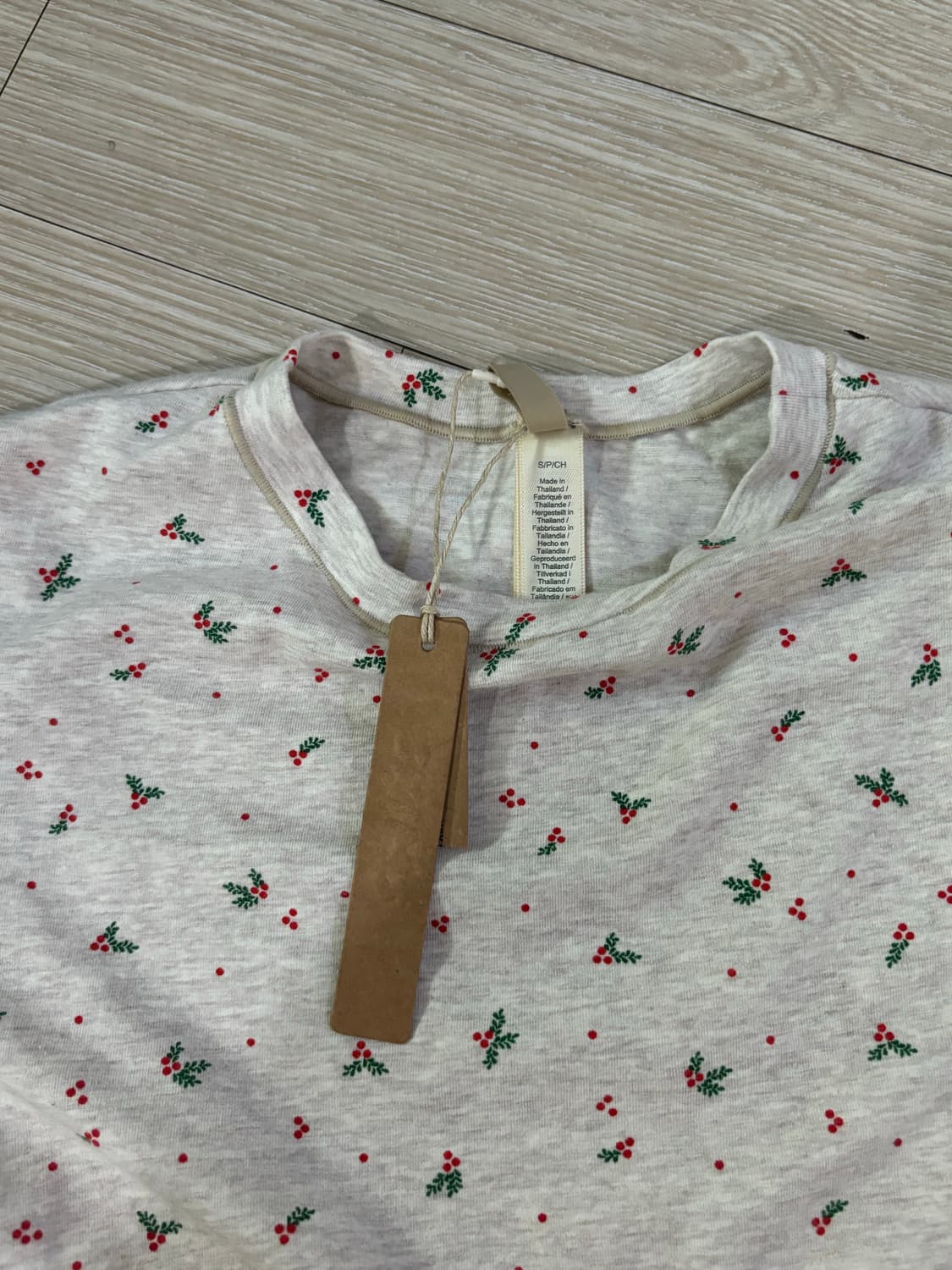 스킴스 홀리데이 에디션 티셔츠 상품이미지5