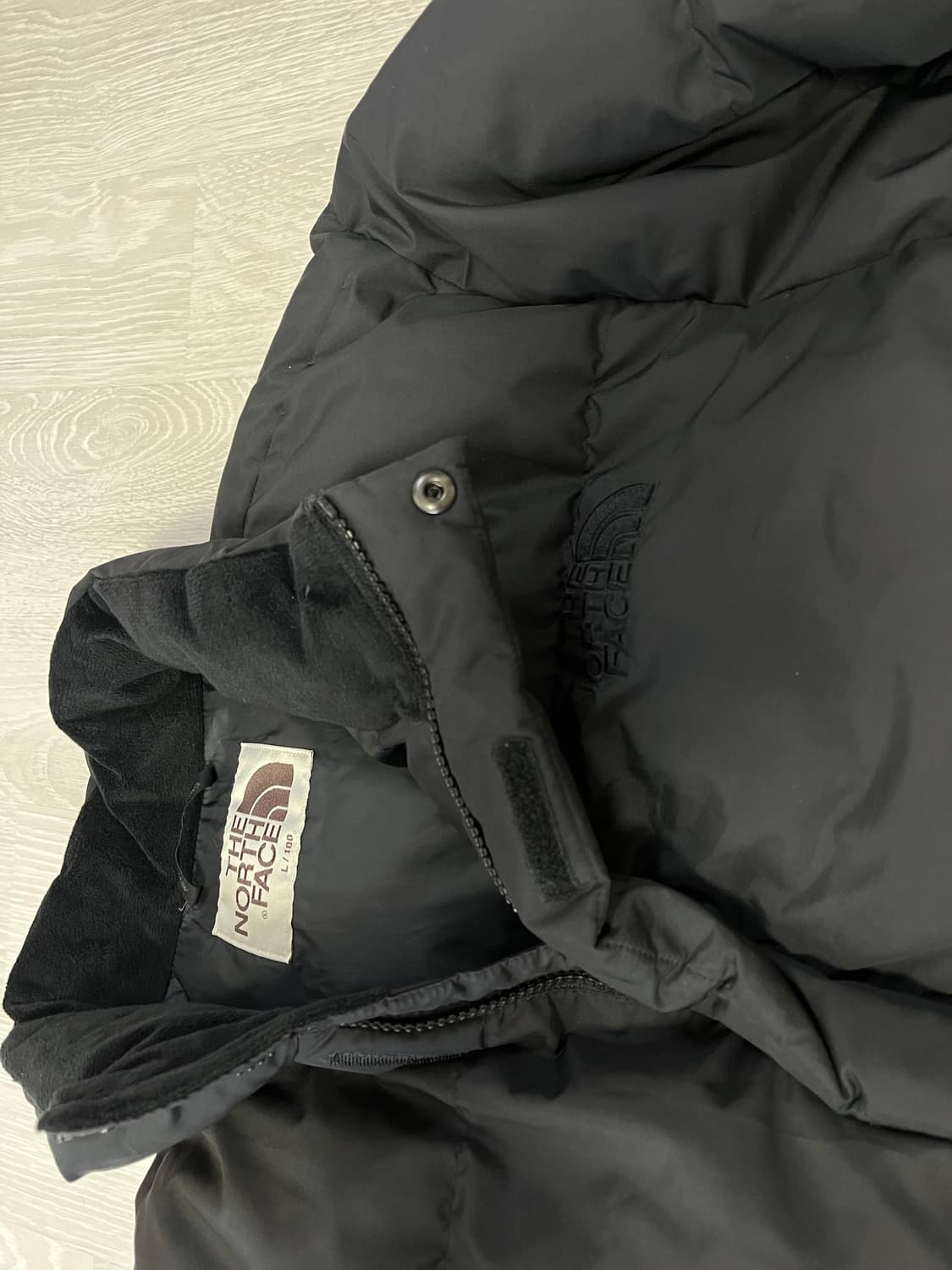 노스페이스 올블랙 티볼에어 패딩 100 상품이미지3