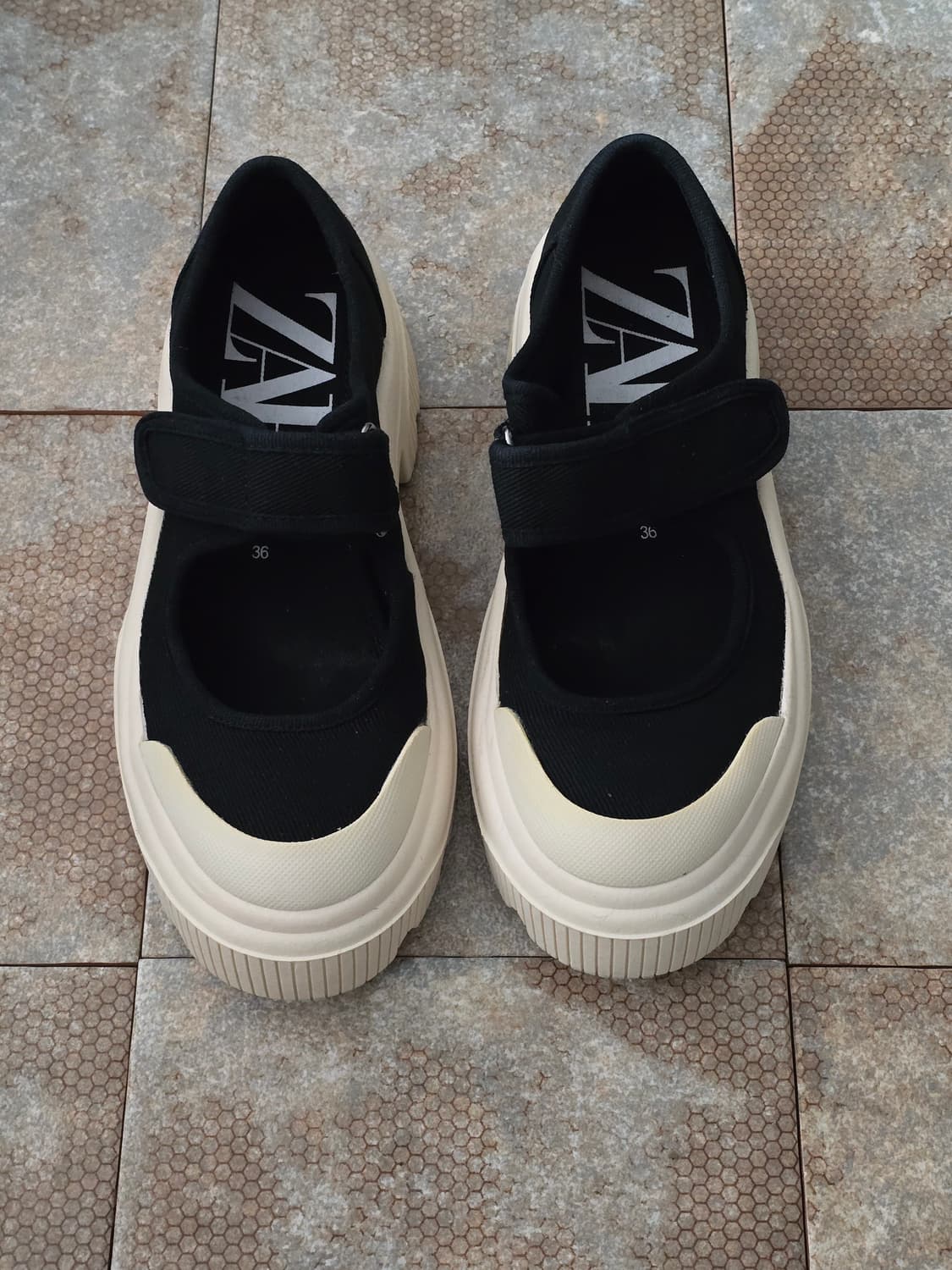 (235)자라 트랙솔 스포티 메리 제인 플랫 슈즈 상품이미지1