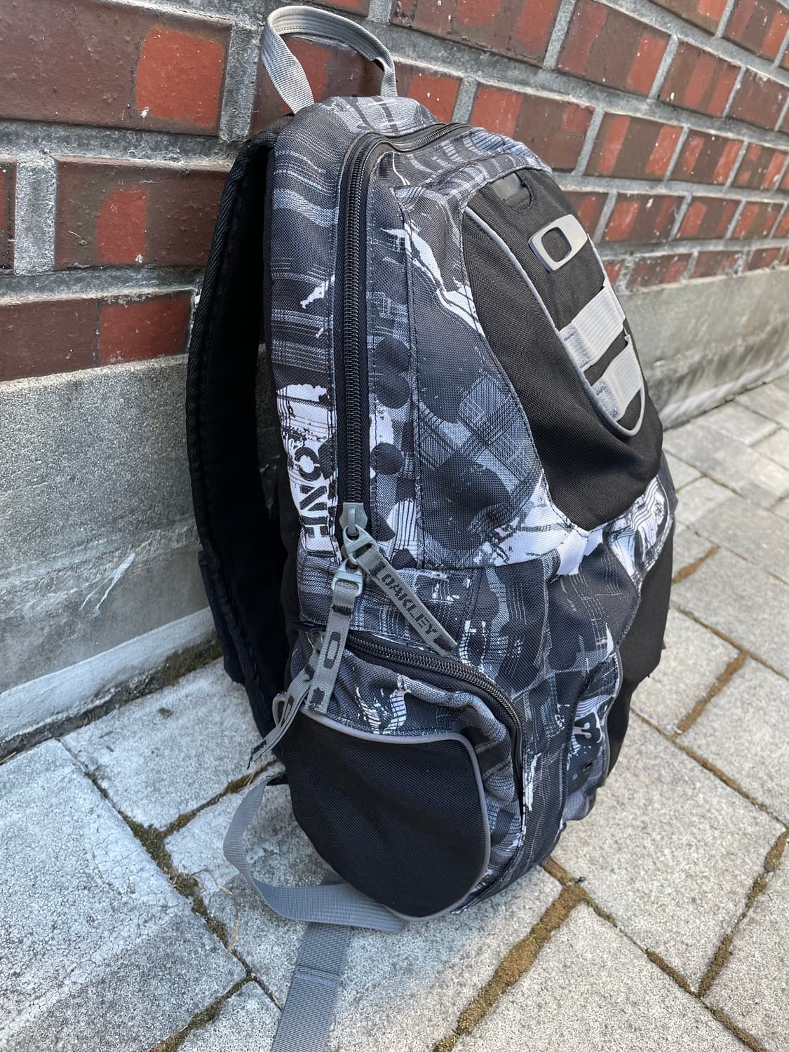 00’s Oakley 오클리 디지털 체크 엘립스 로고 백팩 상품이미지5