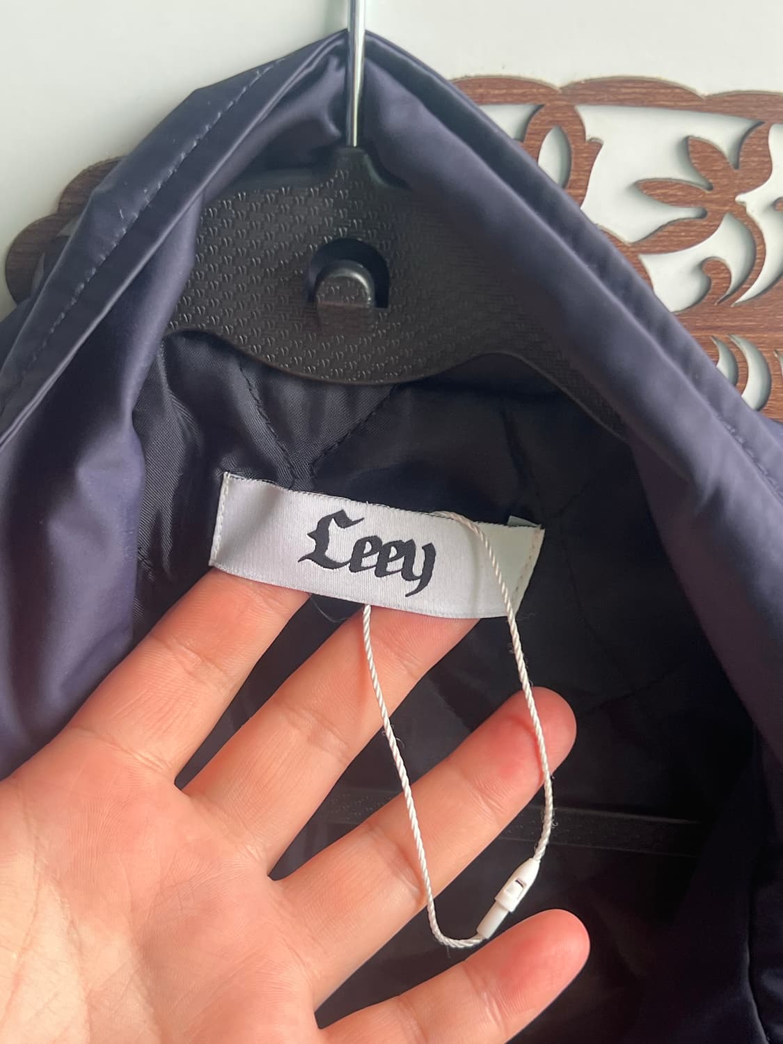 Leey 리 , LY Bomber Jacket ( 거의 새상품 ) 상품이미지3