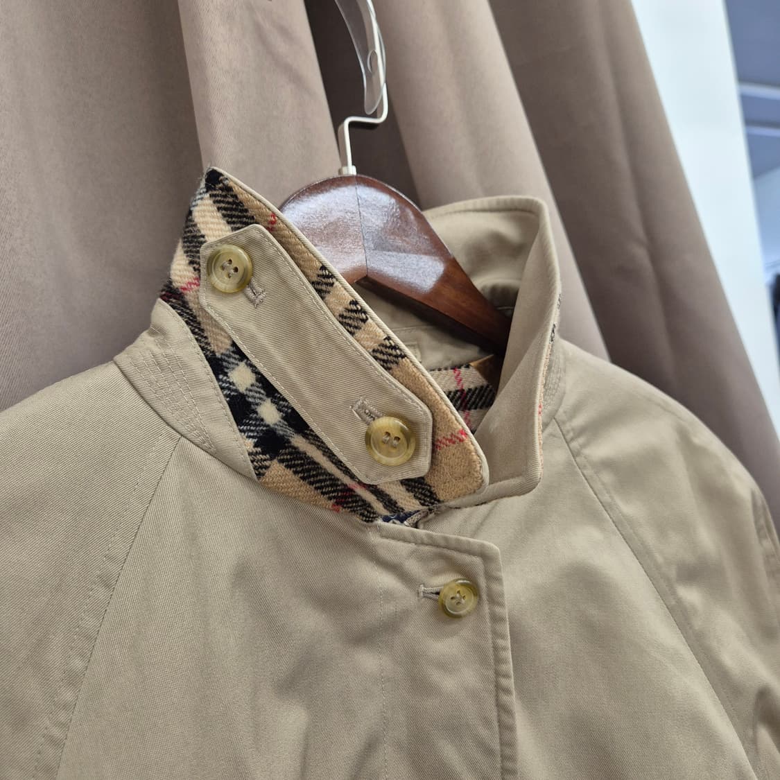 버버리 클래식 노바체크 안감 블루종 자켓 상품이미지4