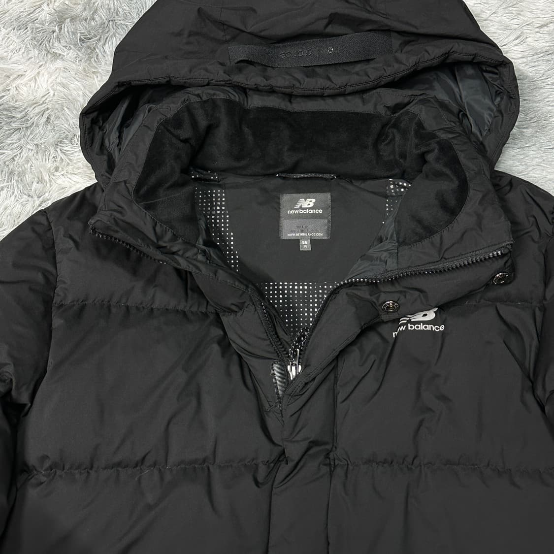 뉴발란스 구스다운 블랙 숏패딩  상품이미지2