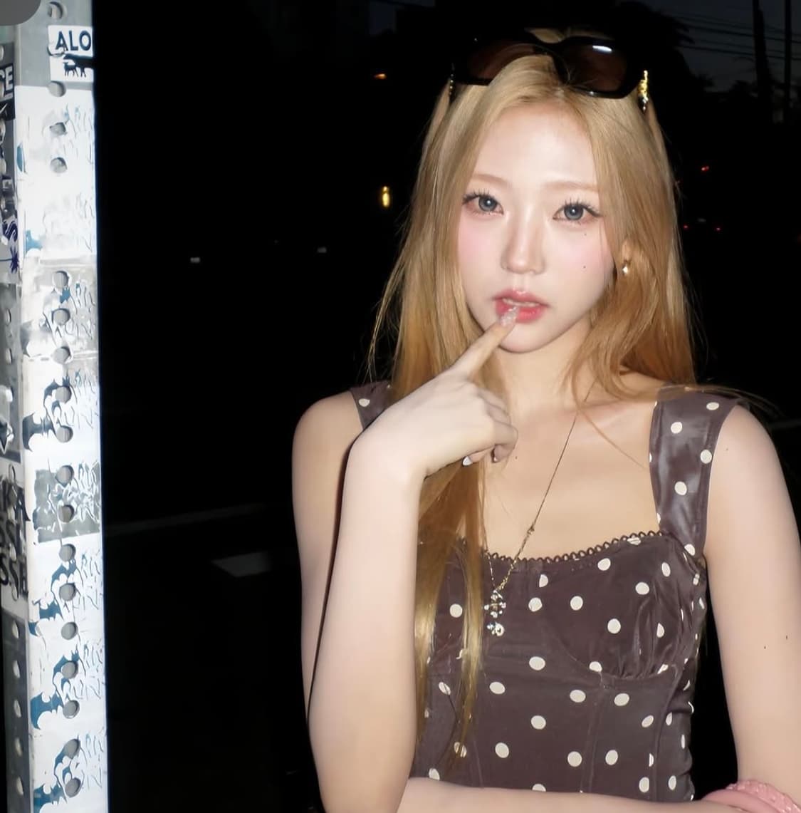 하투하 스텔라 착용 코르셋 나시  상품이미지1