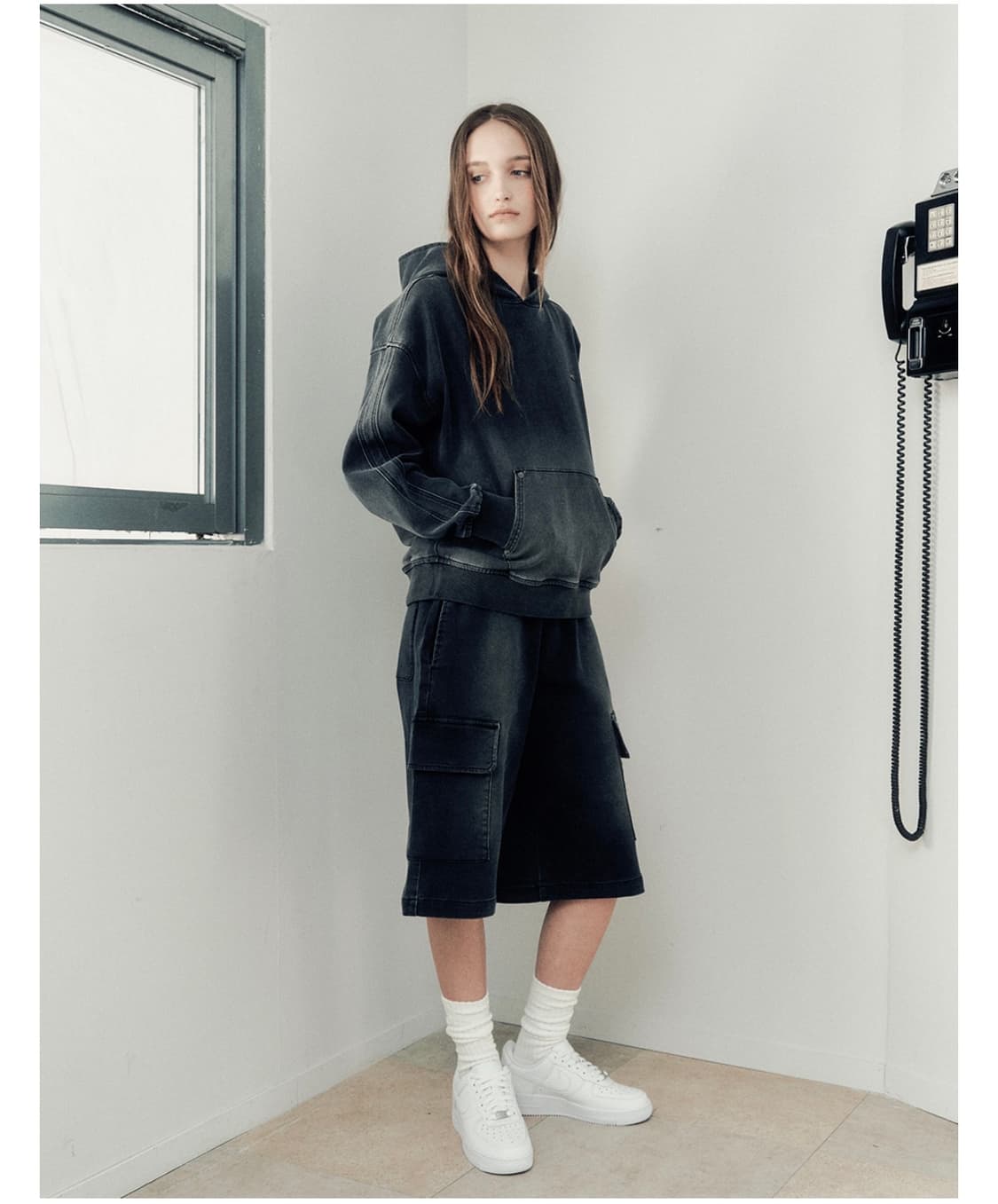 오아이오아이 헤리티지 데님 후드 블랙 상품이미지2