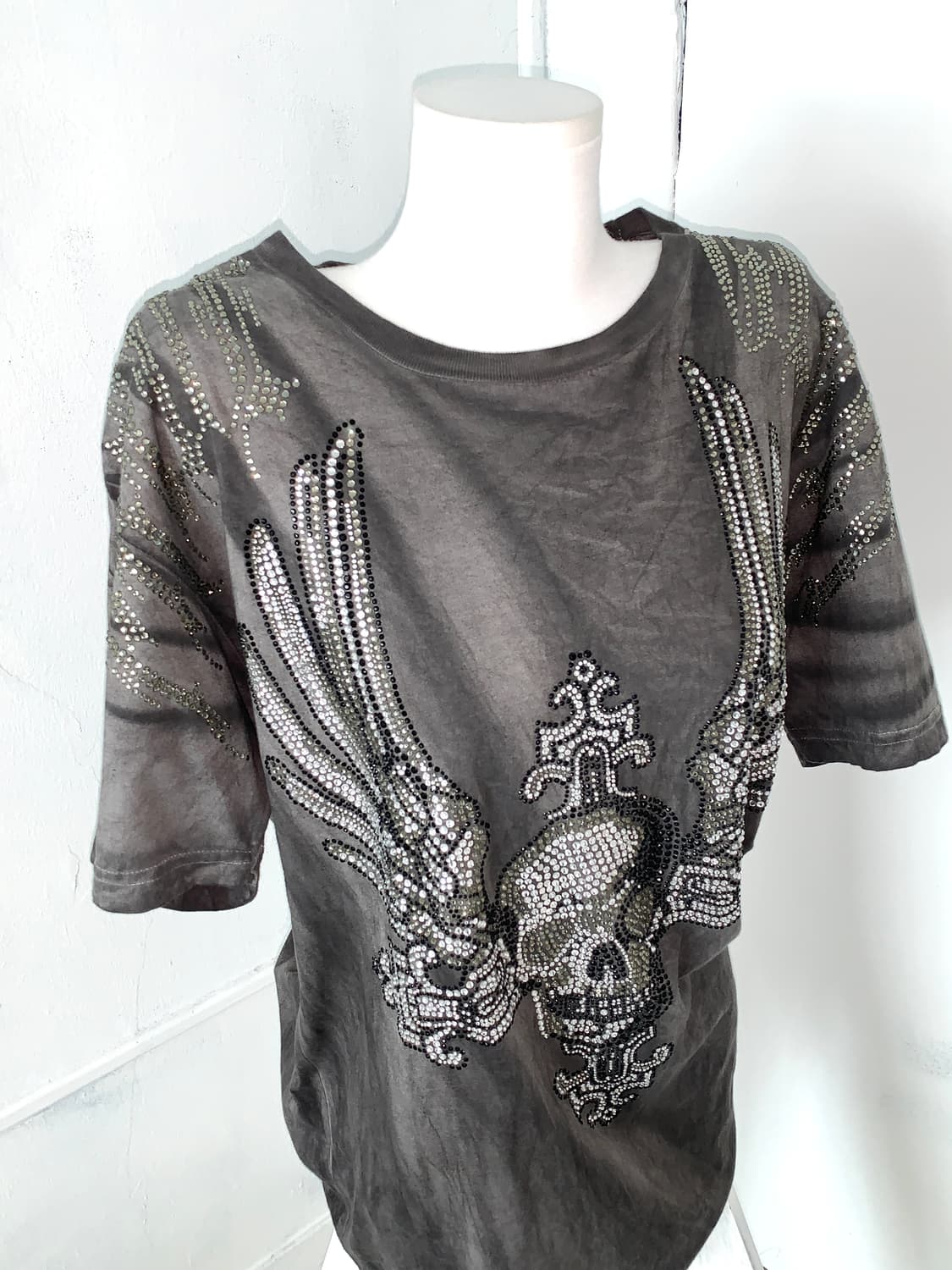 Washed gray rhinestone skull T-shirt 상품이미지3