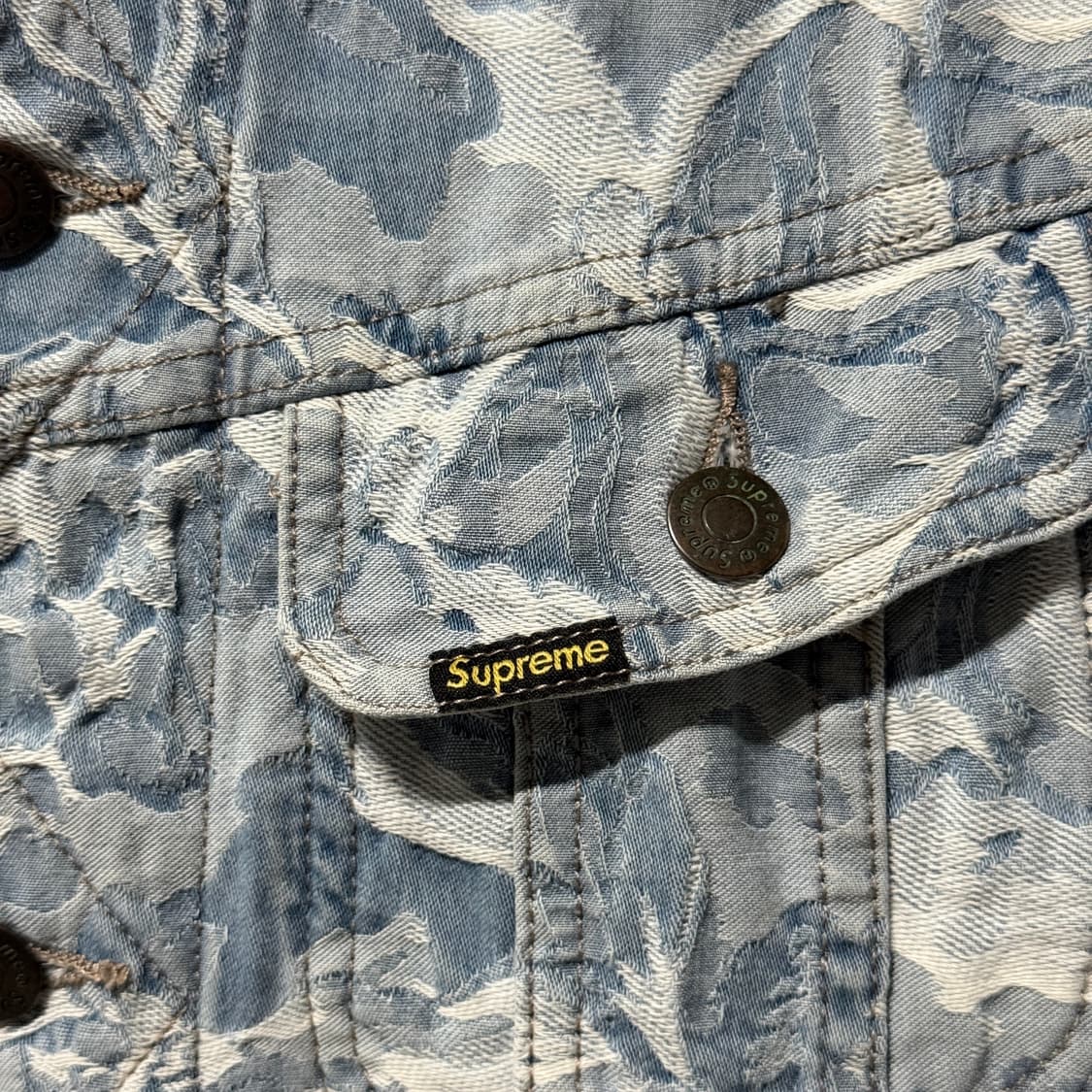 FW16 슈프림 체럽 아기 천사 데님 트러커 자켓 상품이미지4