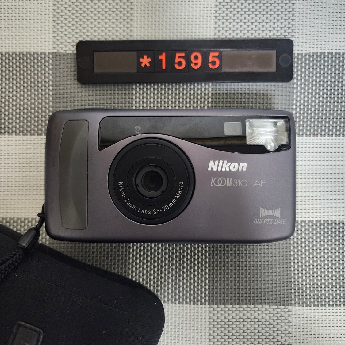 니콘 줌 310 AF 파노라마 블랙바디 필름카메라 파우치포함 상품이미지1