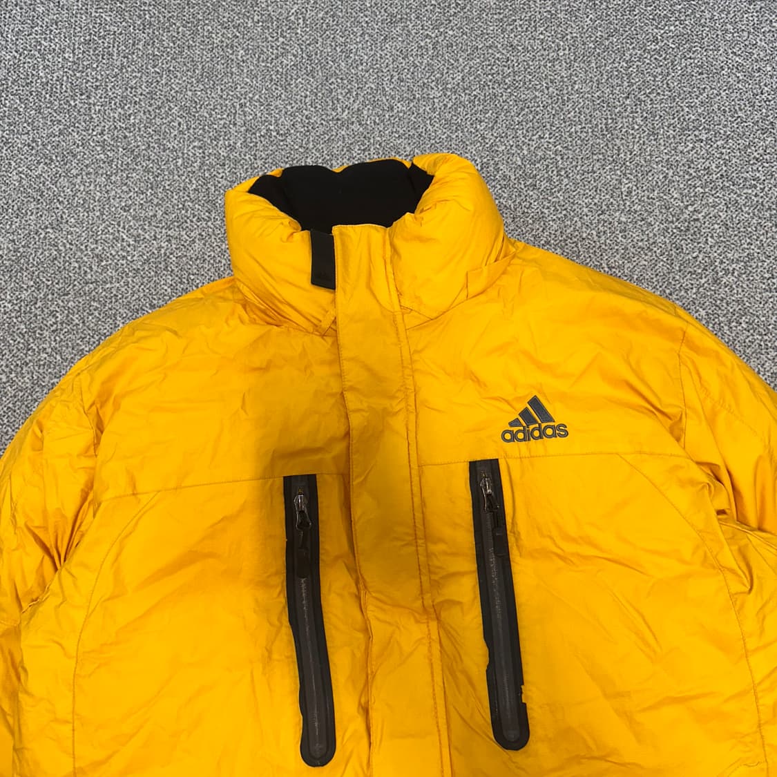 나이키 옐로우 패딩 상품이미지2