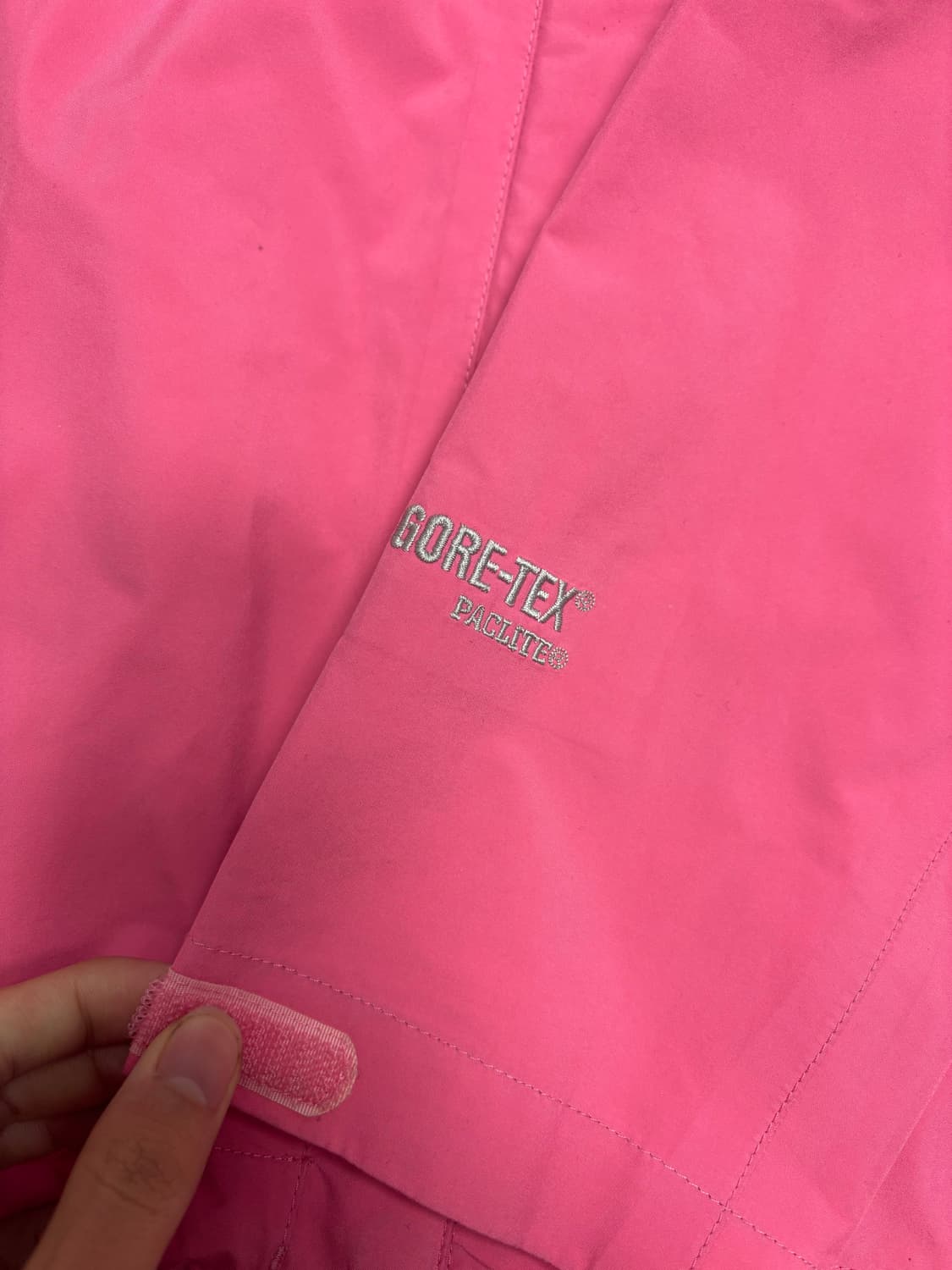노스페이스 핑크 바람막이 고어텍스 상품이미지6