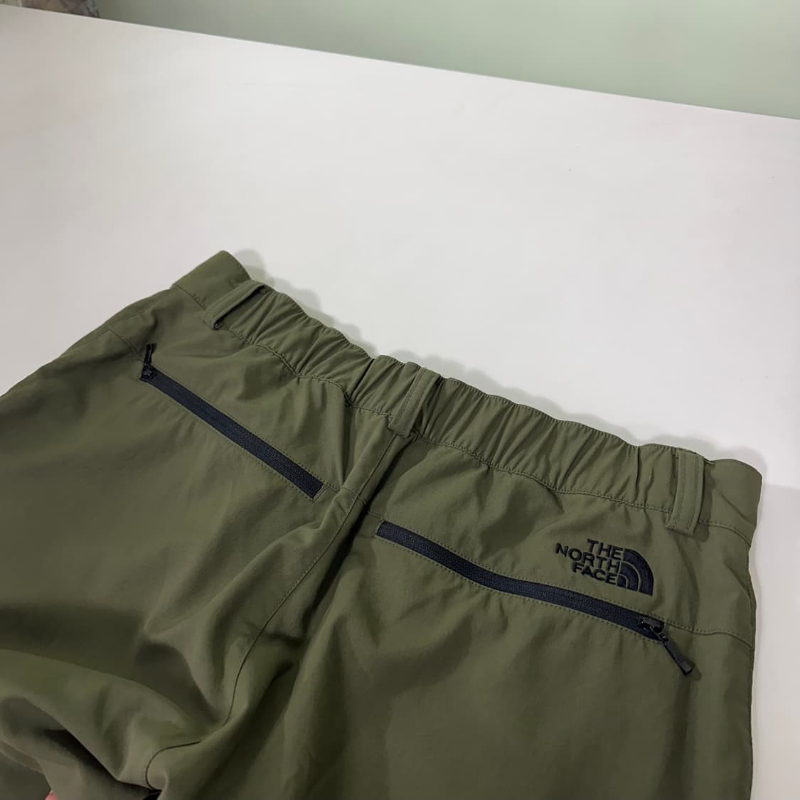 M-L 노스페이스 딥카키 레귤러핏 나일론 등산팬츠 상품이미지6