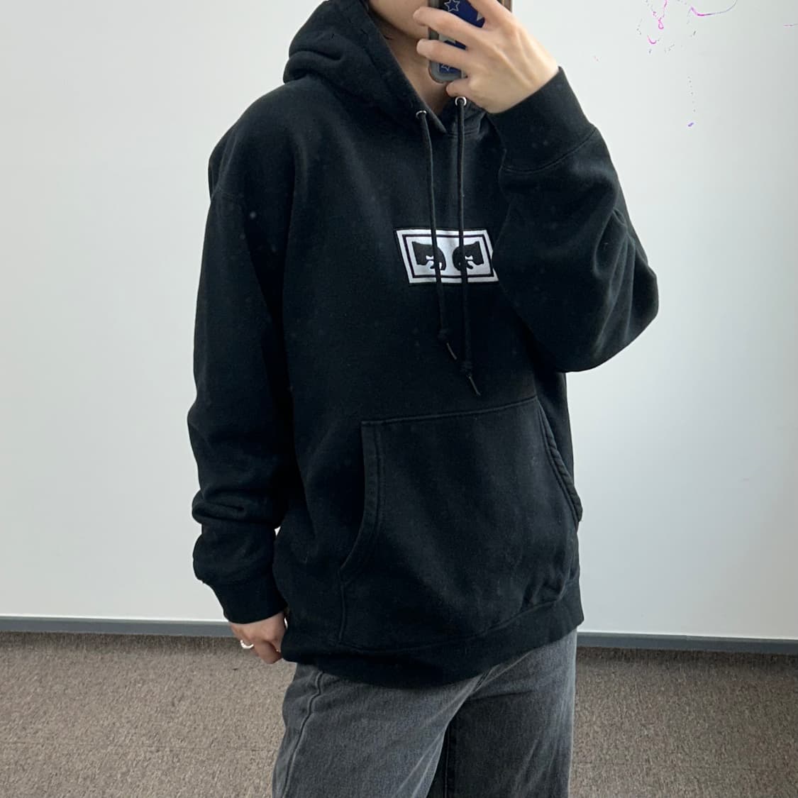 Obey 오베이 스몰로고 블랙 후드티 상품이미지2