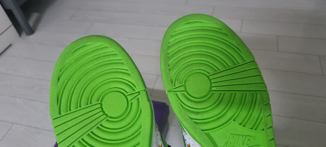 [1회착]슈프림 나이키sb 덩크 민그린 275 상품이미지3