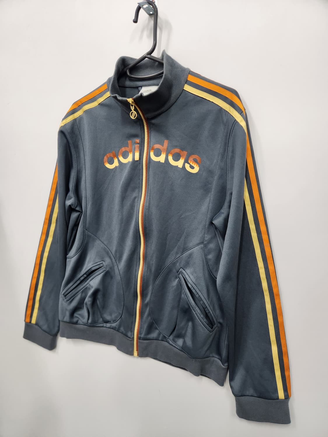 아디다스 로고 배색 져지 상품이미지2