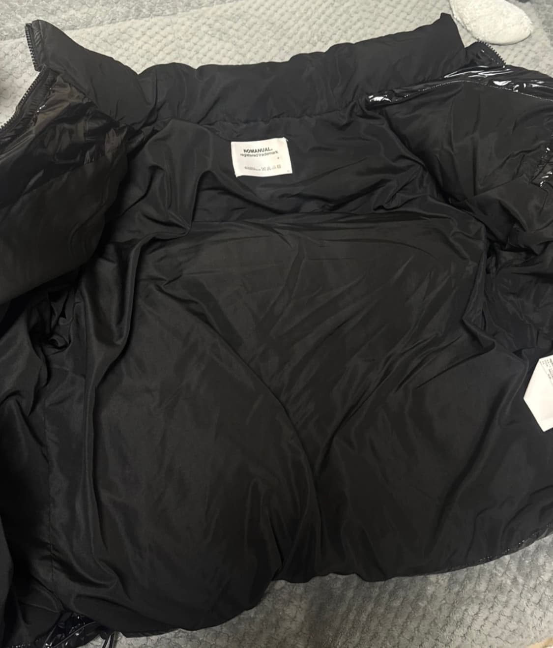 노매뉴얼 유광 패딩 상품이미지6