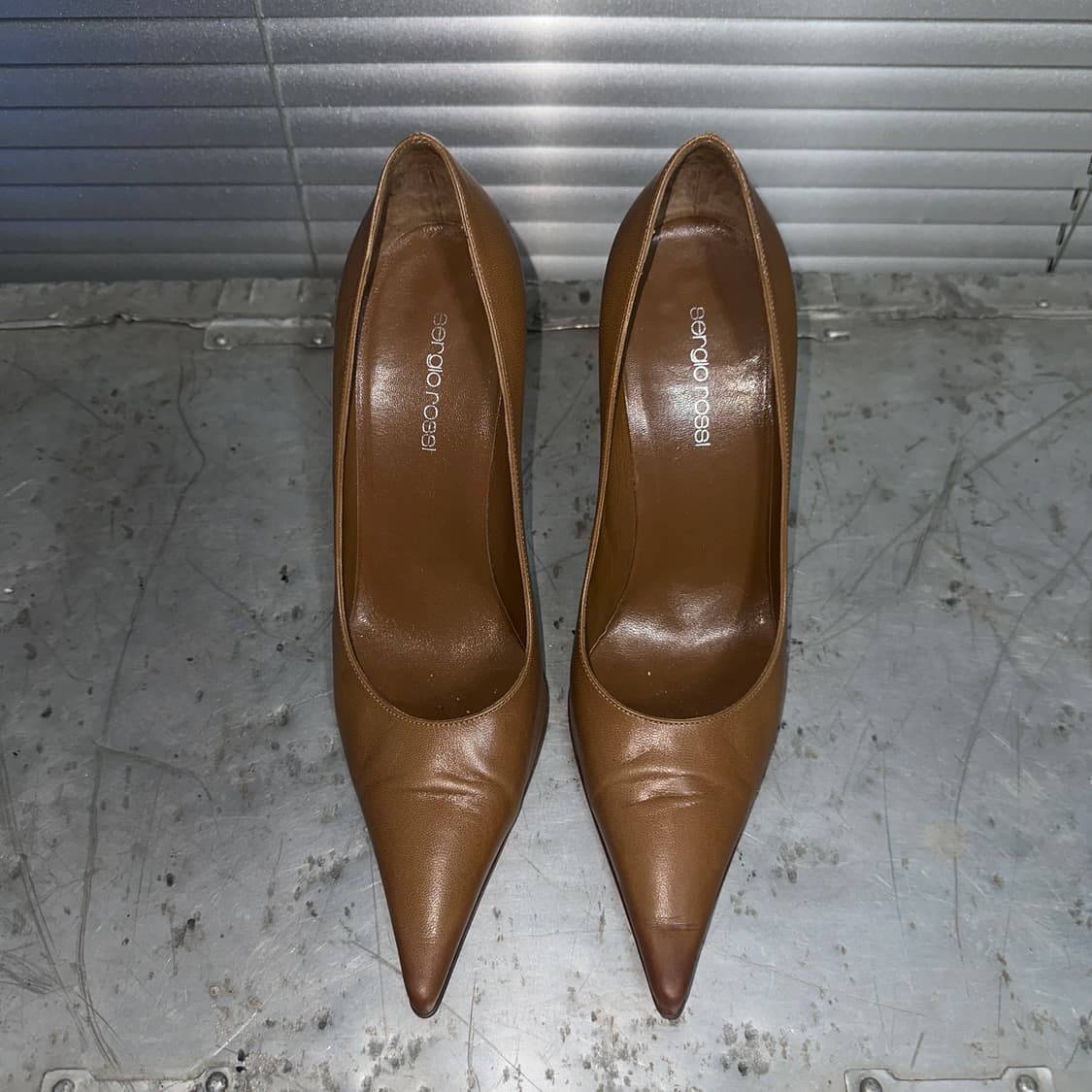 00s 세르지오 로시 가죽 스틸레토 포인트 펌프스 상품이미지6