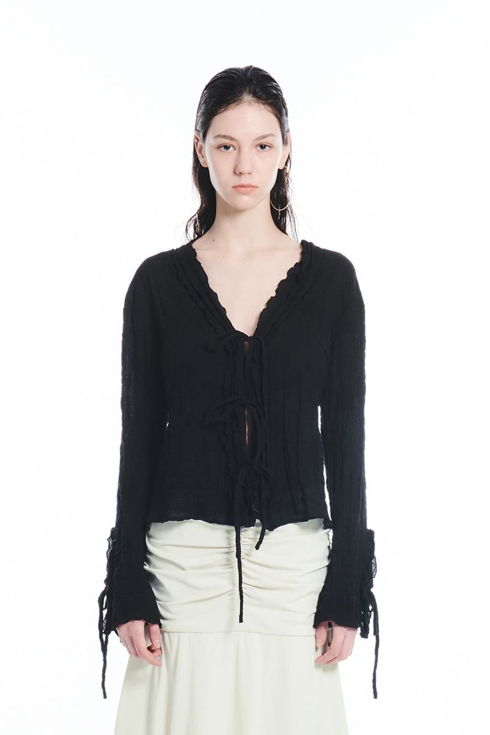 세릭(CERRIC) 프릴 타이 블랙 가디건 블라우스 상품이미지1