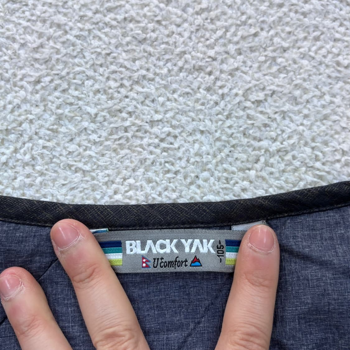 105 블랙야크 경량 패딩 조끼 0407E1 상품이미지3