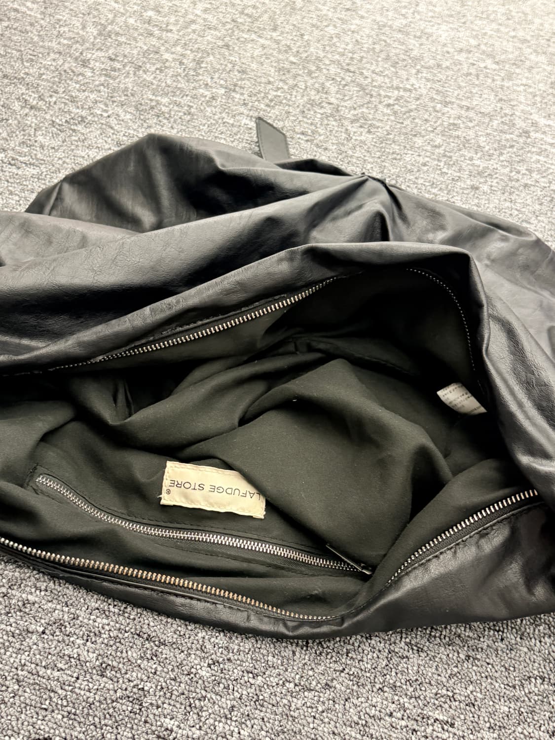 라퍼지 스토어 / 버핑레더 플리츠 숄더백 상품이미지2