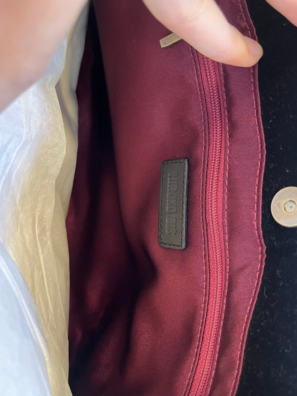 Hiroko Bis Pleated Suede Shoulder Bag 상품이미지4